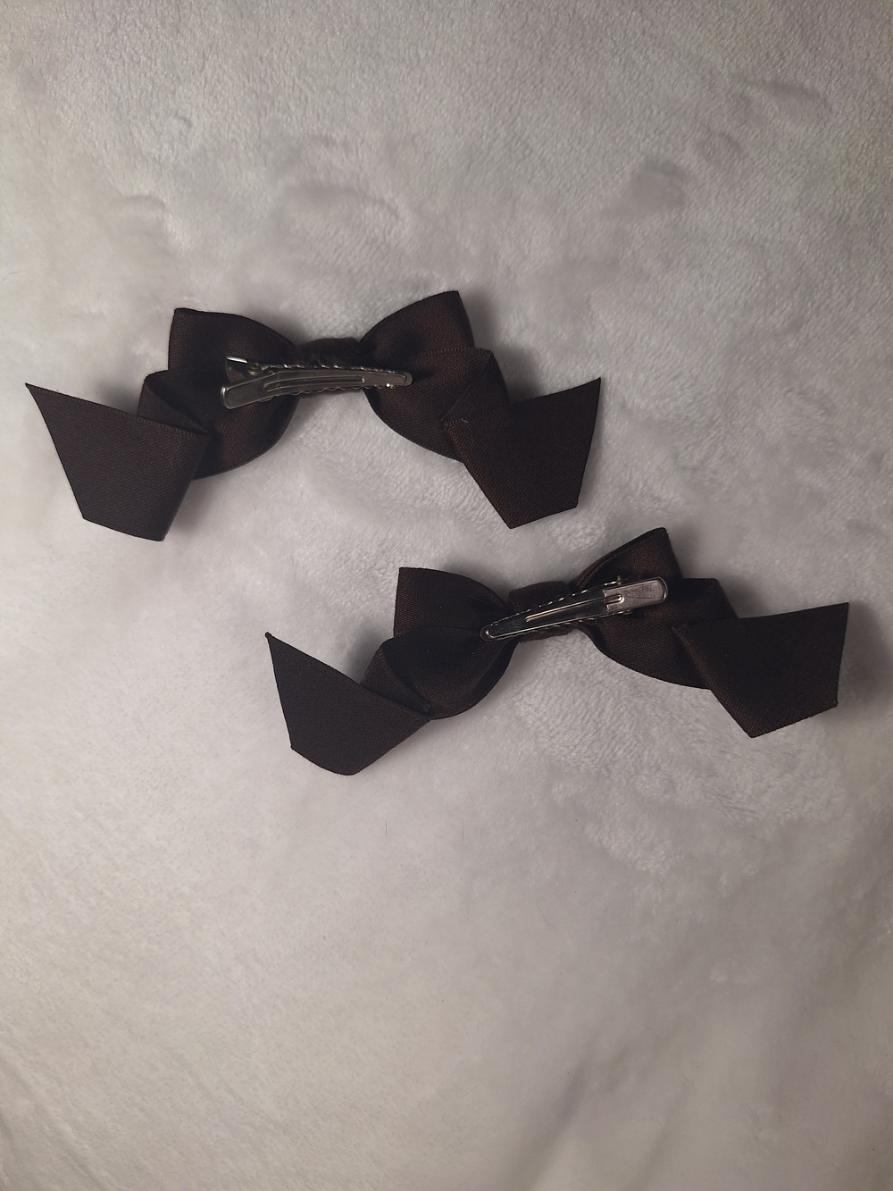 Innocent World Brown Floral Hair Bow Clips | Set of 2 | Classic Lolita - Picture 6 of 6